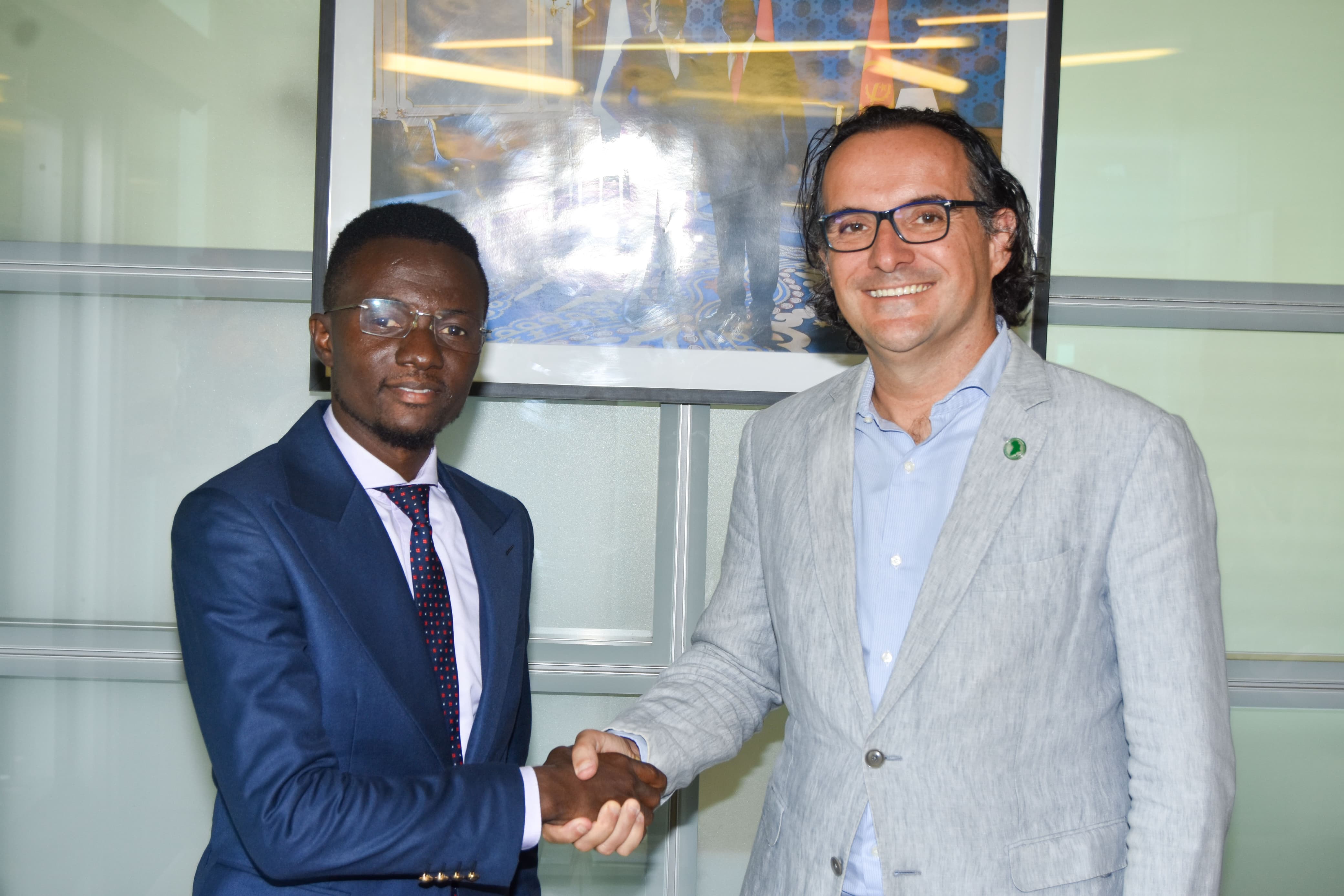 CCIGPMA e Banco Africano de Desenvolvimento Reúnem-se para Fortalecer Parcerias no Sector Energético e Mineiro